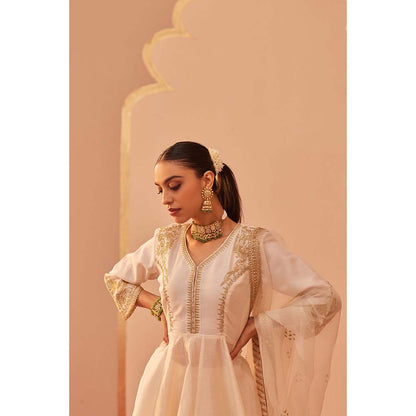 Sheetal Batra Ivory Kurta With Sharara And Dupatta (Set of 3)