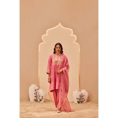 Sheetal Batra Pink Kurta With Salwar And Dupatta (Set of 3)