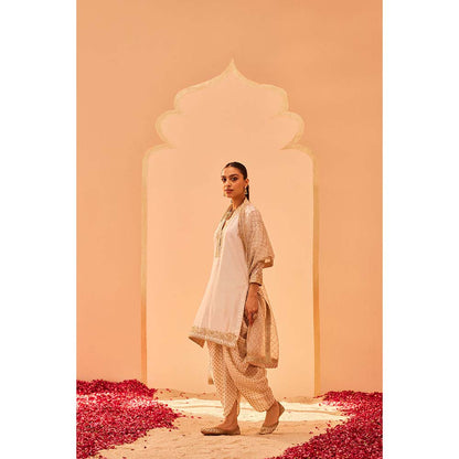 Sheetal Batra Daisy Ivory Kurta With Dhoti And Dupatta (Set of 3)