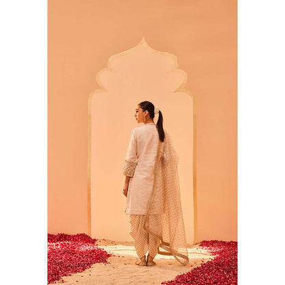 Sheetal Batra Daisy Ivory Kurta With Dhoti And Dupatta (Set of 3)