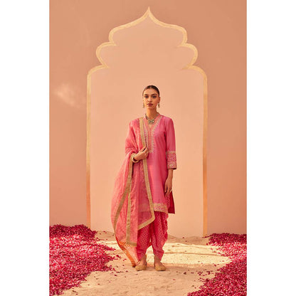 Sheetal Batra Pink Faheeda Kurta With Dhoti And Dupatta (Set of 3)