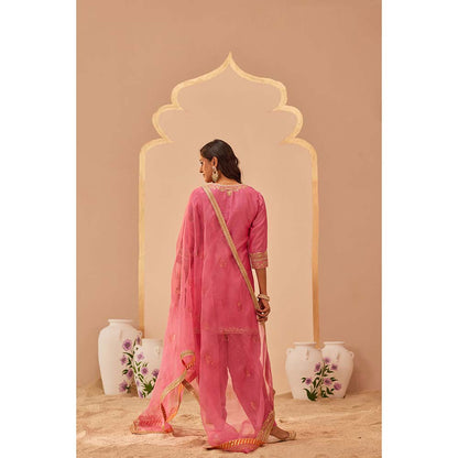Sheetal Batra Pink Kurta With Salwar And Dupatta (Set of 3)