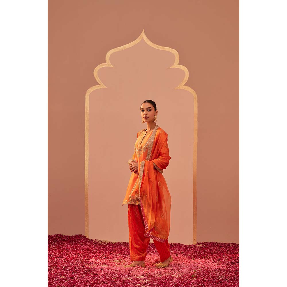 Sheetal Batra Orange Kurta With Salwar And Dupatta (Set of 3)