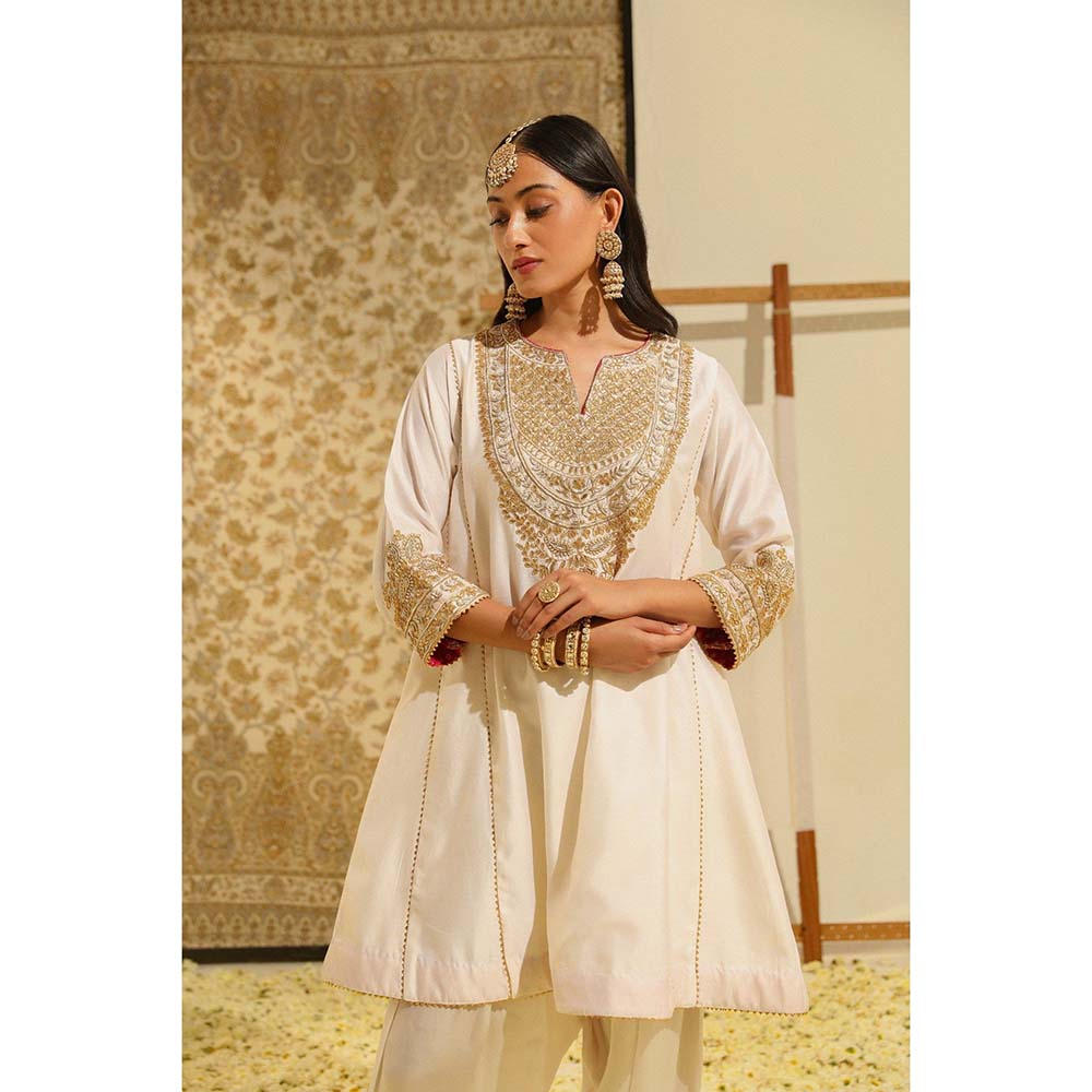 Sheetal Batra Ivory Fayaaz Kurta with Salwar (Set of 2)