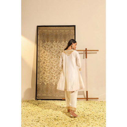 Sheetal Batra Ivory Fayaaz Kurta with Salwar (Set of 2)