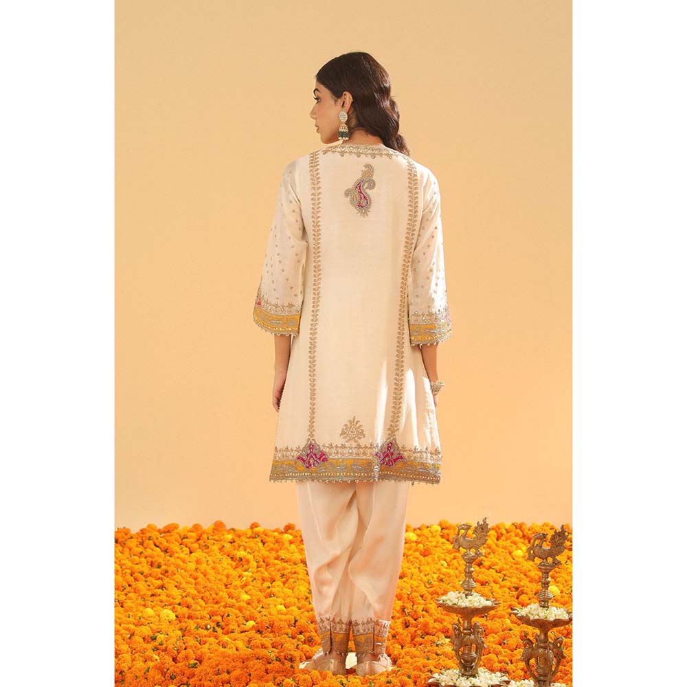 Sheetal Batra Ziana Daisy Ivory Short Straight Kurta with Salwar and Dupatta (Set of 3)