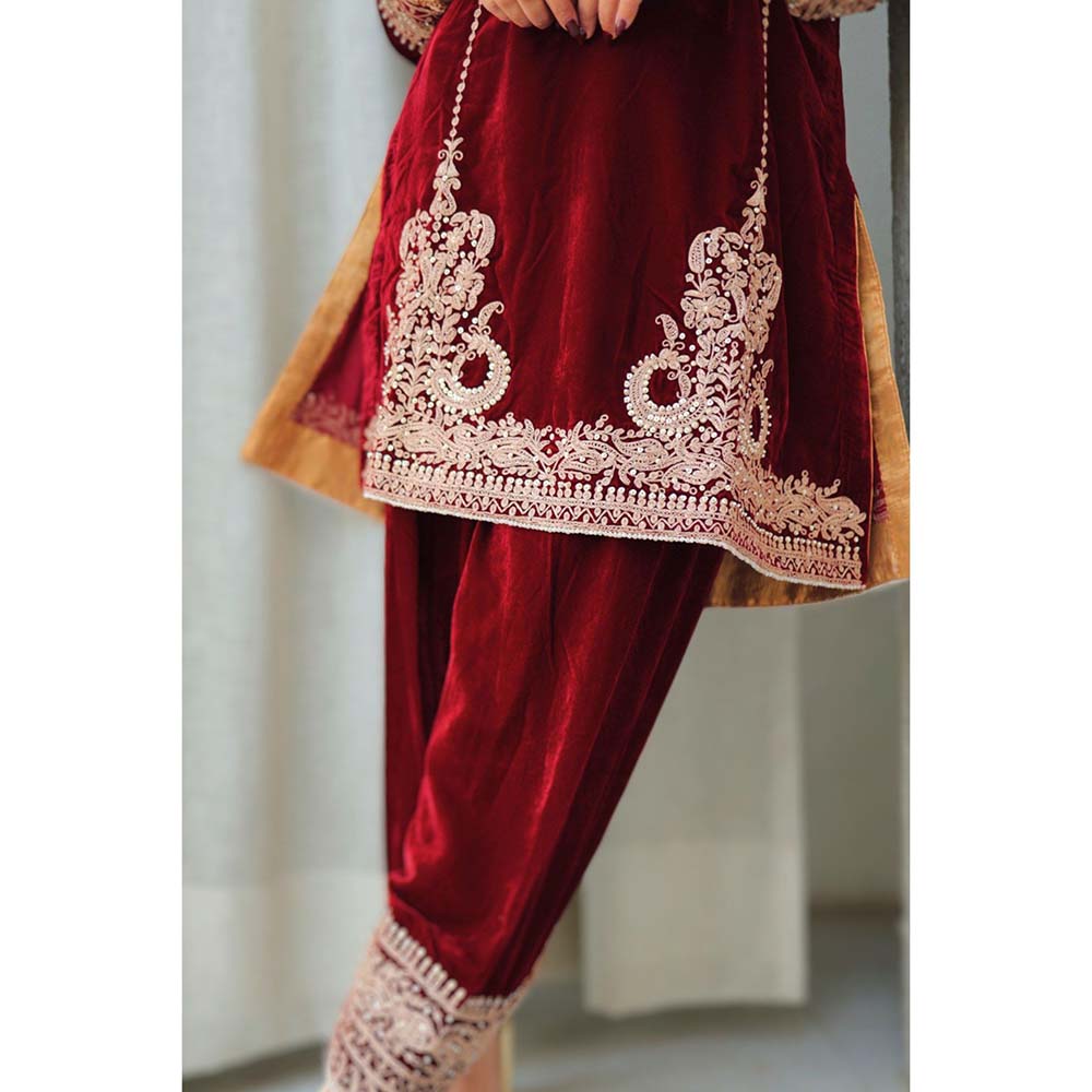 Sheetal Batra Maroon Ayat Short Kurta with Salwar (Set of 2)