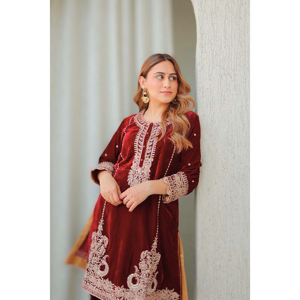 Sheetal Batra Maroon Ayat Short Kurta with Salwar (Set of 2)