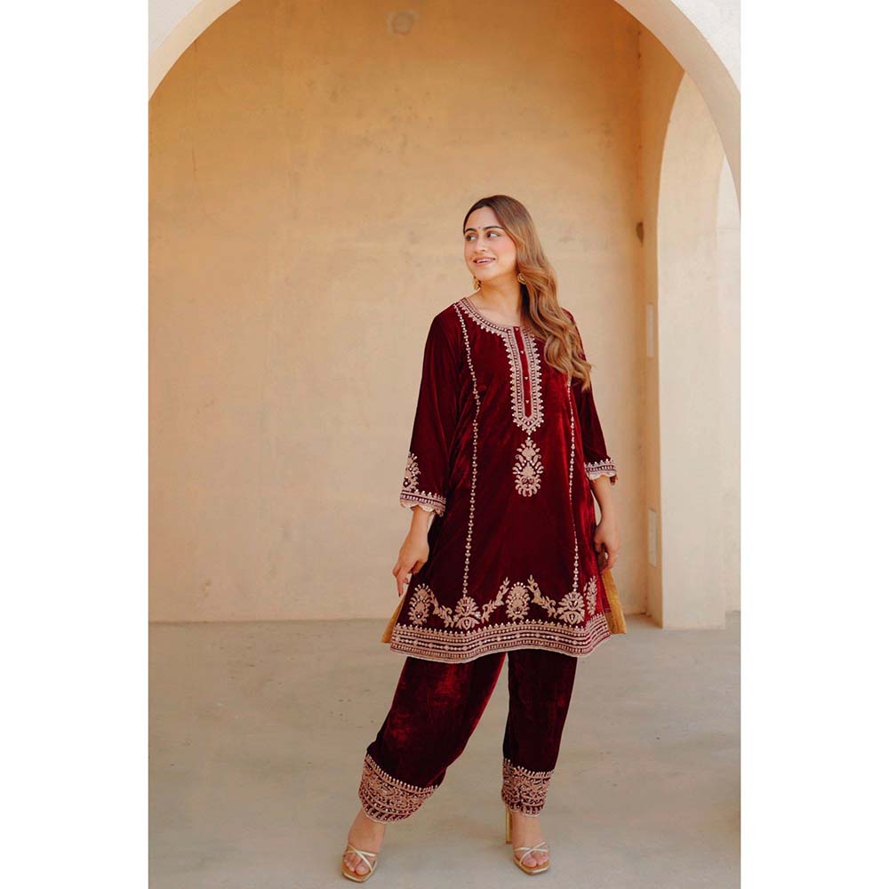 Sheetal Batra Maroon Asiyah Short Kurta with Salwar (Set of 2)