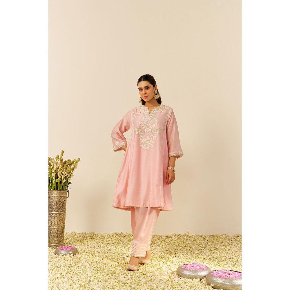 Sheetal Batra Pink Aiza Short Kurta with Salwar and Dupatta (Set of 3)