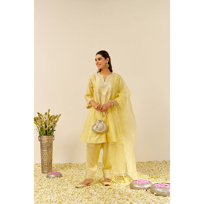 Sheetal Batra Yellow Aiza Short Kurta with Salwar and Dupatta (Set of 3)