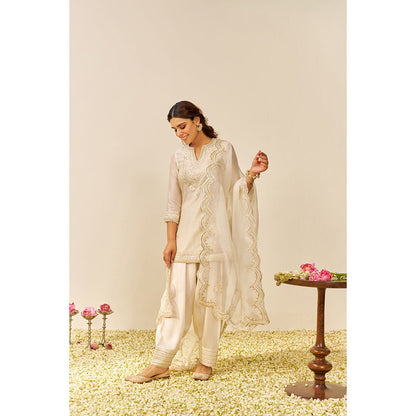Sheetal Batra Ivory Sara Short Kurta with Salwar and Dupatta (Set of 3)