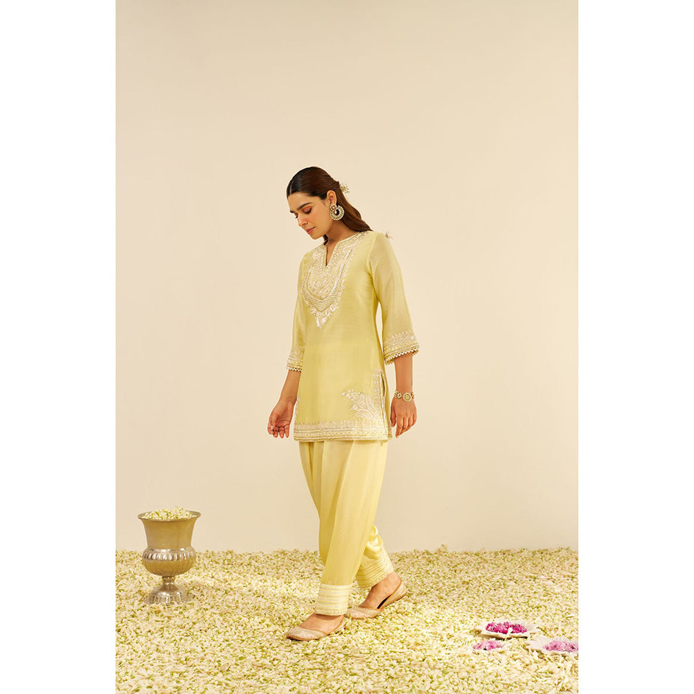 Sheetal Batra Yellow Sara Short Kurta with Salwar and Dupatta (Set of 3)