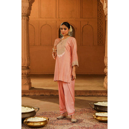 Sheetal Batra Arisa - Off Rose Kurta With Salwar