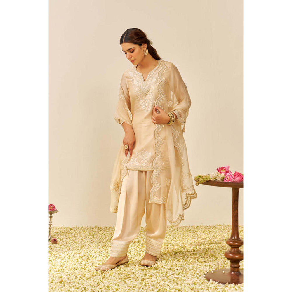 Sheetal Batra Haniya - Short Kurti With Salwar And Dupatta