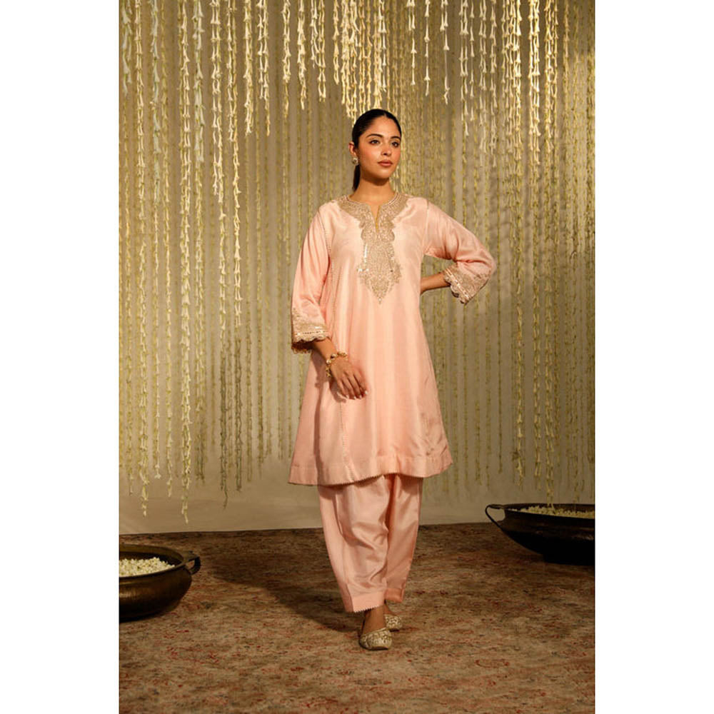 Sheetal Batra Mehnaaz - Rose-pink Kalidaar Short Kurta With Salwar And Dupatta