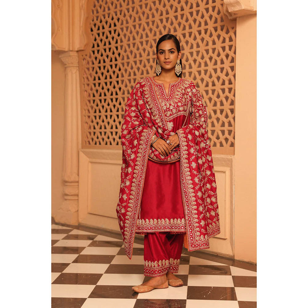 Sheetal Batra Aiman - Short Knee Length Choga With Salwar And Odhni