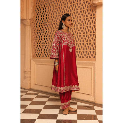 Sheetal Batra Aiman - Short Knee Length Choga With Salwar And Odhni