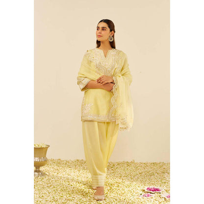 Sheetal Batra Sara - Short Kurta With Salwar And Dupatta (Lxrts)