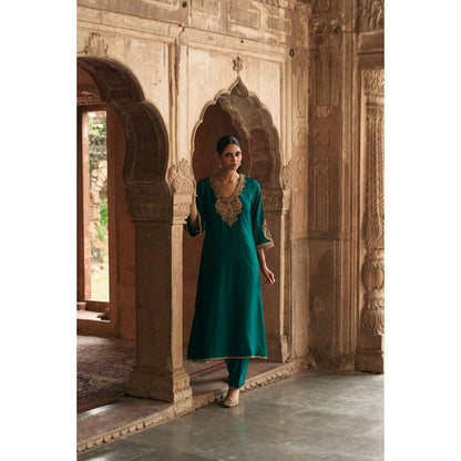 Sheetal Batra Haayat - Emerald Green Long Kaftan With Salwar
