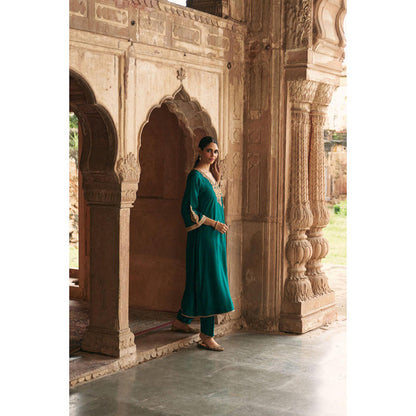 Sheetal Batra Haayat - Emerald Green Long Kaftan With Salwar