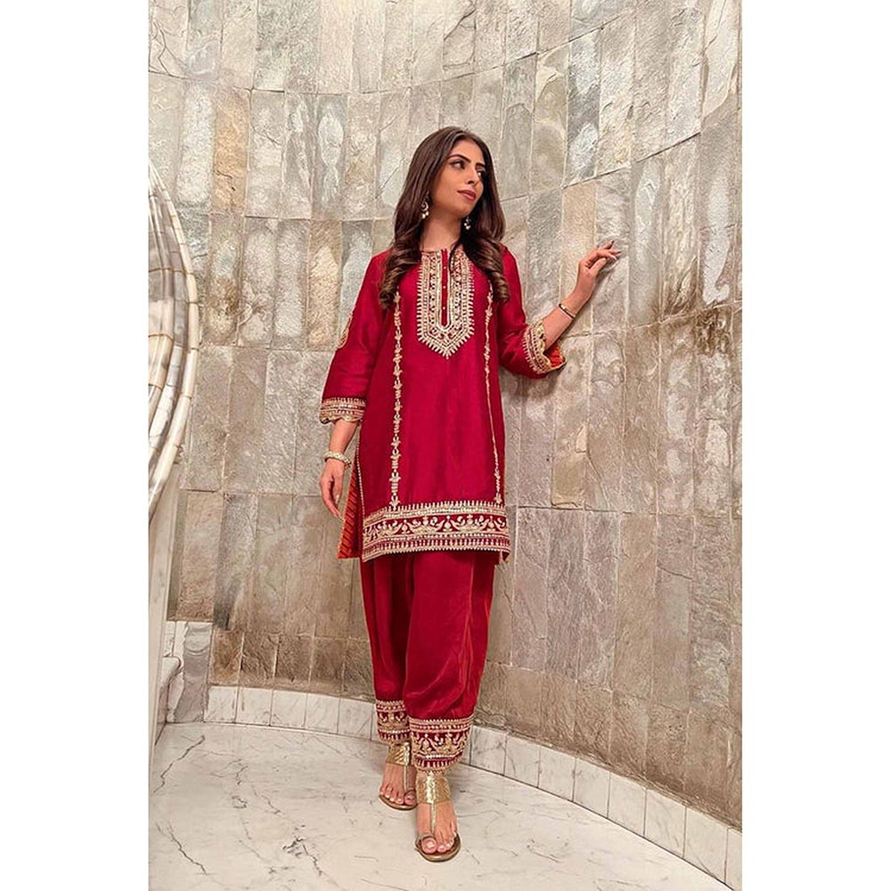 Sheetal Batra Gouri Grover In Mehak - Deep Red Short Kurta With Salwar And Dupatta