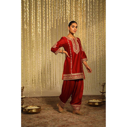 Sheetal Batra Gouri Grover In Mehak - Deep Red Short Kurta With Salwar And Dupatta