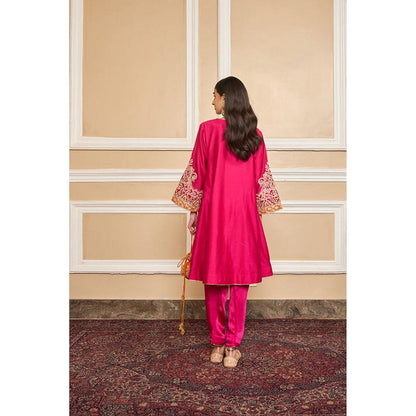Sheetal Batra Niki Mehra In Mehrish - Hot Pink Short Kalidaar Choga With Salwar