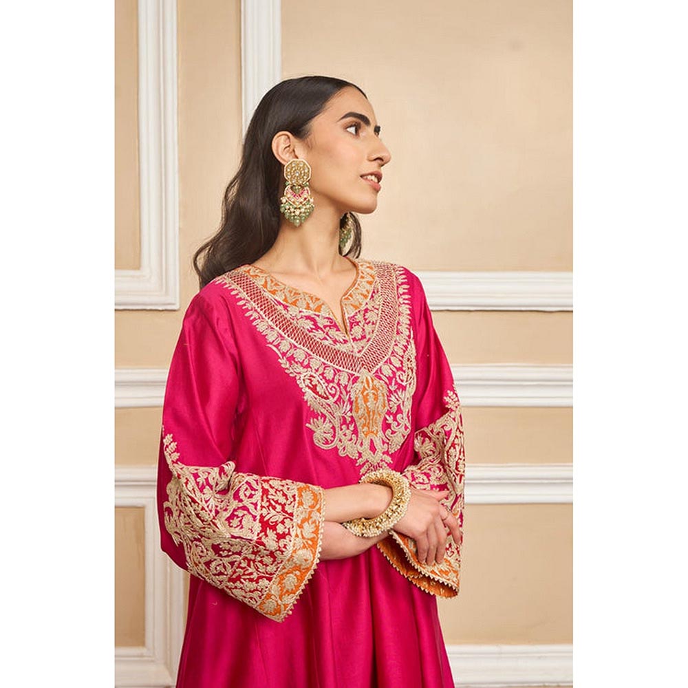 Sheetal Batra Niki Mehra In Mehrish - Hot Pink Short Kalidaar Choga With Salwar