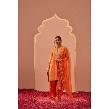 Sheetal Batra Rashida - Tangerine Orange Kurta With Salwar And Dupatta