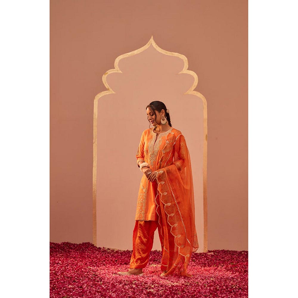Sheetal Batra Rashida - Tangerine Orange Kurta With Salwar And Dupatta