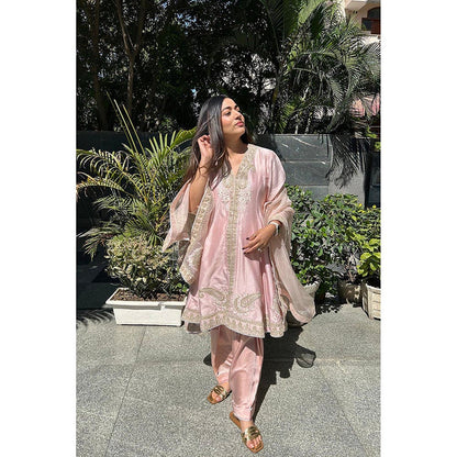 Sheetal Batra Anisha Sethi Fajr - Blush Pink Short Anarkali Kurta With Churidar And Dupatta