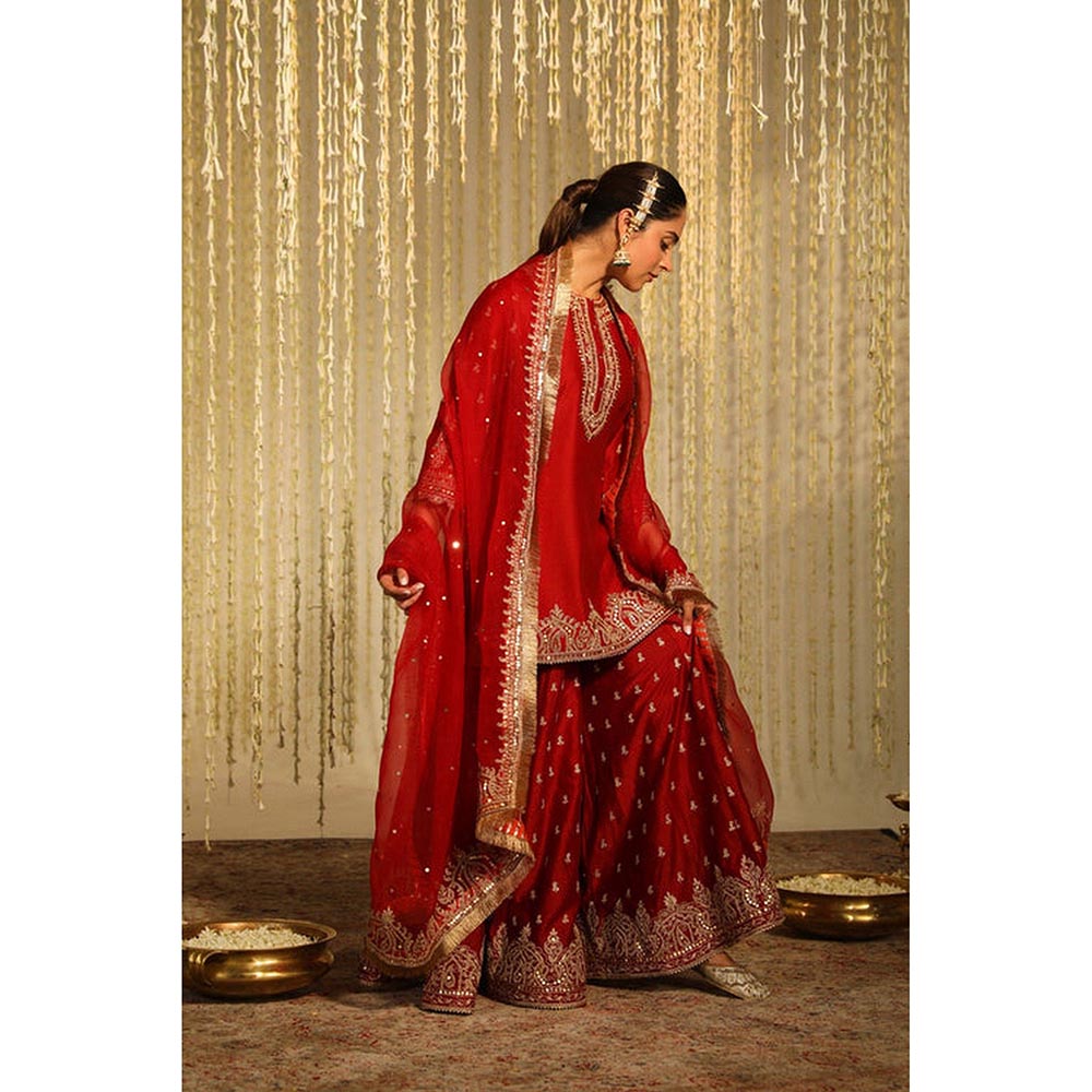 Sheetal Batra Mehal Kejriwal In Mishika - Deep Red Kurta With Sharara And Dupatta