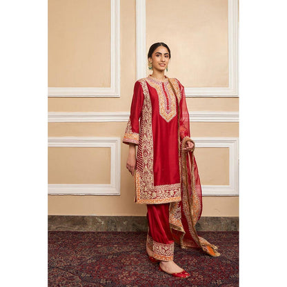 Sheetal Batra Sneha Arora In Naayaab - Deep Red Short Kurta With Salwar And Dupatta