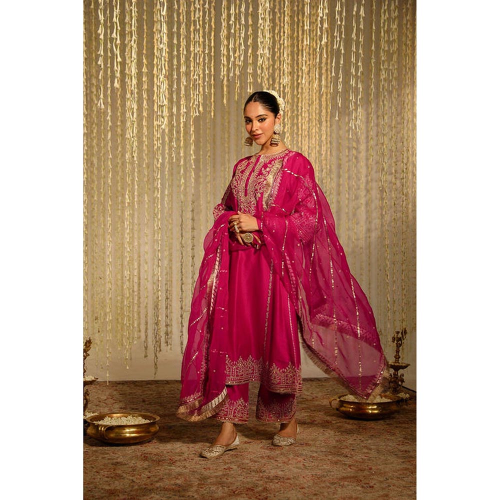 Sheetal Batra Guntas Sethi In Mahika - Hot Pink Long Kurta With Palazzo And Dupatta