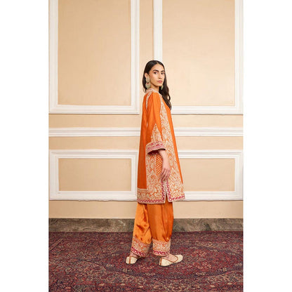 Sheetal Batra Nimrit Ahluwalia In Naayaab - Orange Short Kurta With Salwar And Dupatta