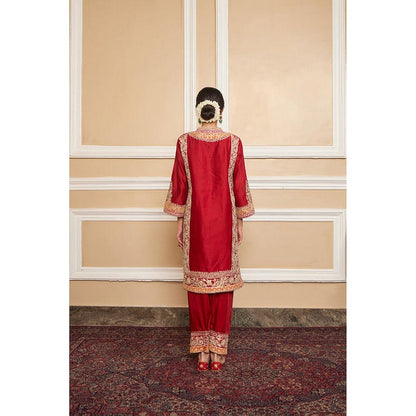 Sheetal Batra Sneha Arora In Naayaab - Deep Red Short Kurta With Salwar And Dupatta