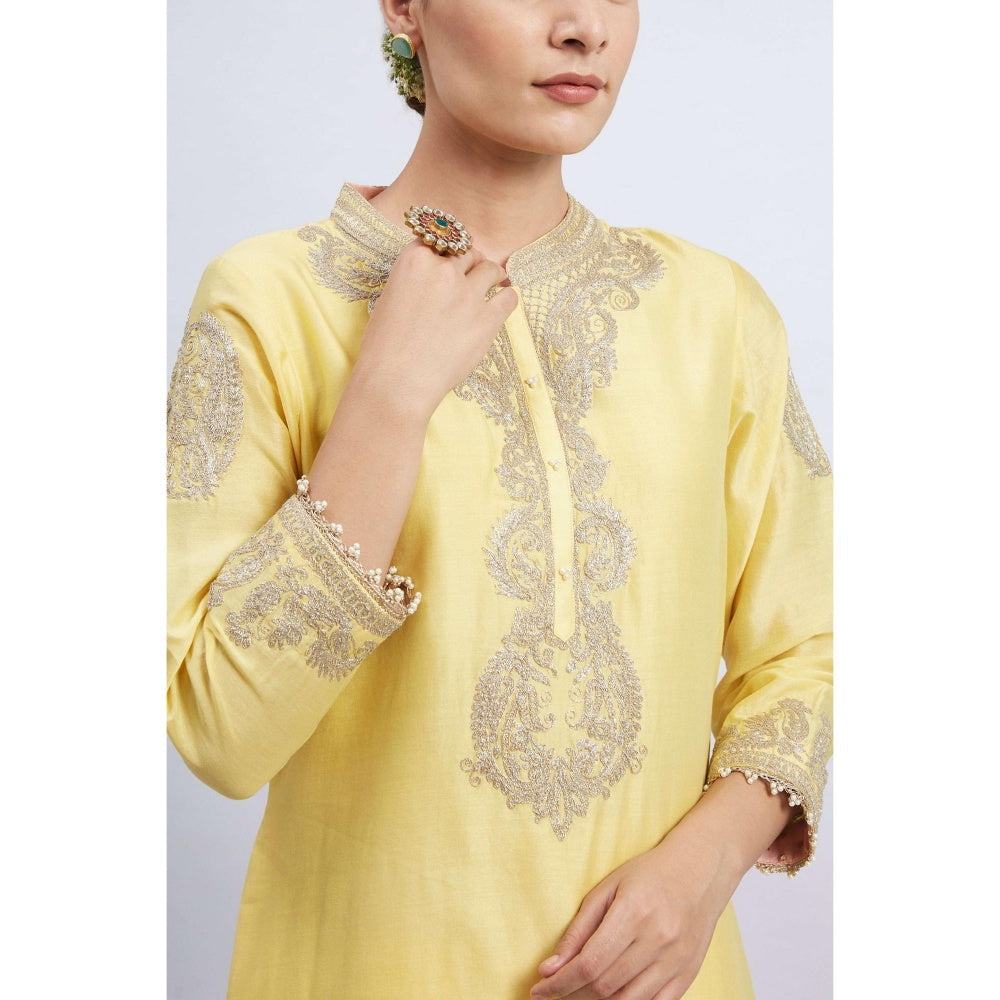 Sheetal Batra Aabisah Yellow Embroidered Kurta With Dhoti