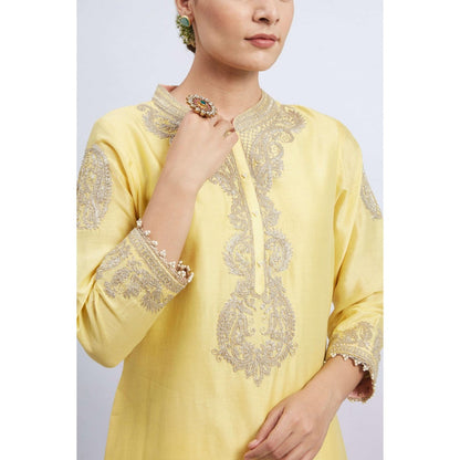 Sheetal Batra Aabisah Yellow Embroidered Kurta With Dhoti
