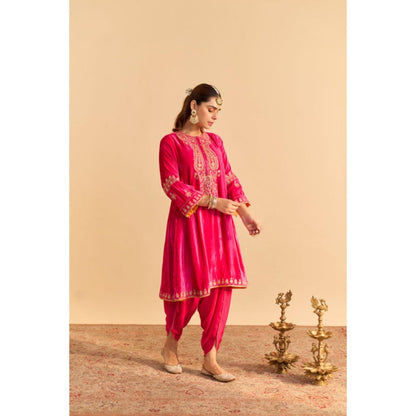 Sheetal Batra Amal Pink Velvet Embroidered Kurta With Dhoti