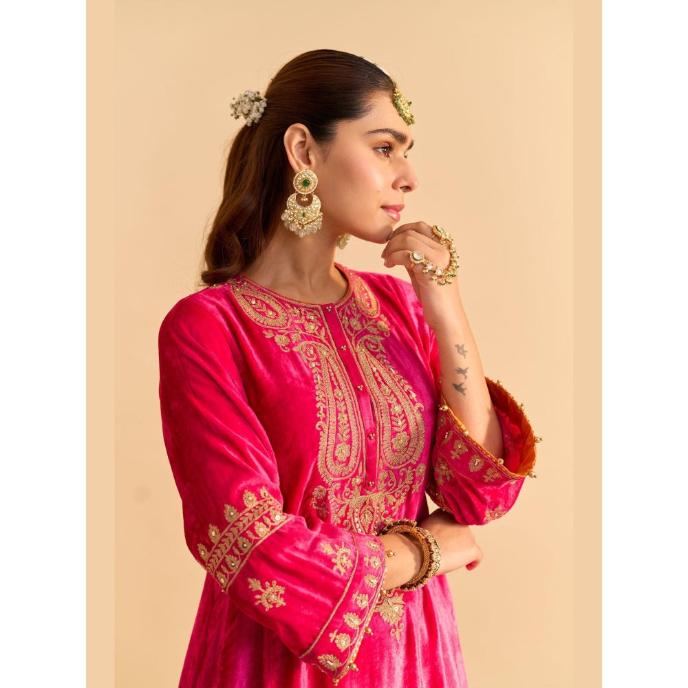 Sheetal Batra Amal Pink Velvet Embroidered Kurta With Dhoti