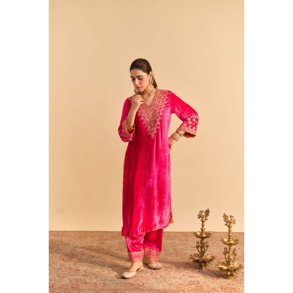 Sheetal Batra Aynaz Pink Embroidered Kurta With Salwar