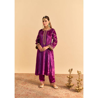 Sheetal Batra Azmiya Purple Velvet Embroidered Kurta With Salwar