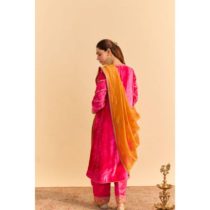 Sheetal Batra Azmiya Pink Velvet Embroidered Kurta With Salwar and Dupatta