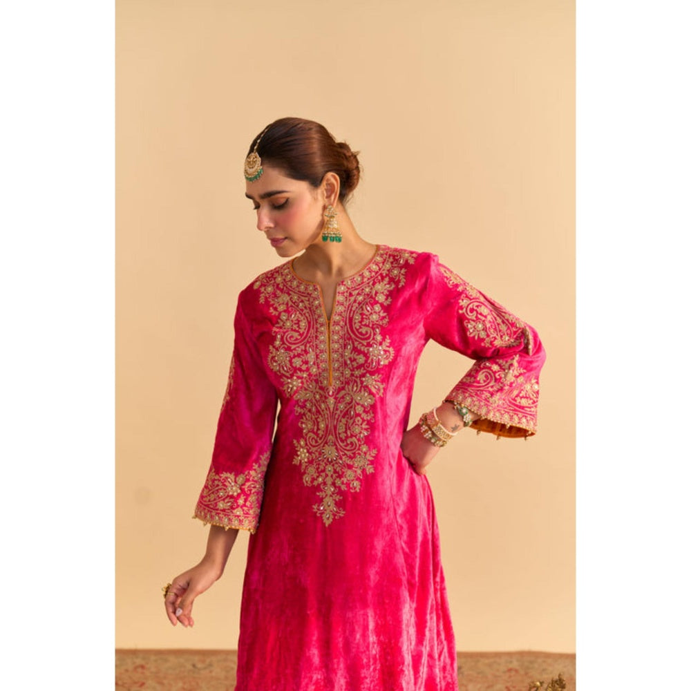 Sheetal Batra Eira Pink Embroidered Kurta With Dhoti