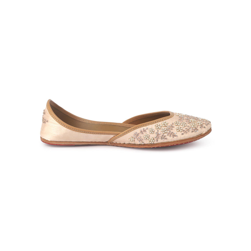Shilpsutra Women Briar Pink Juttis
