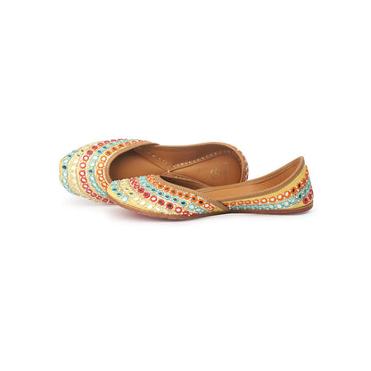 Shilpsutra Women Yellow Rang Darpan Juttis