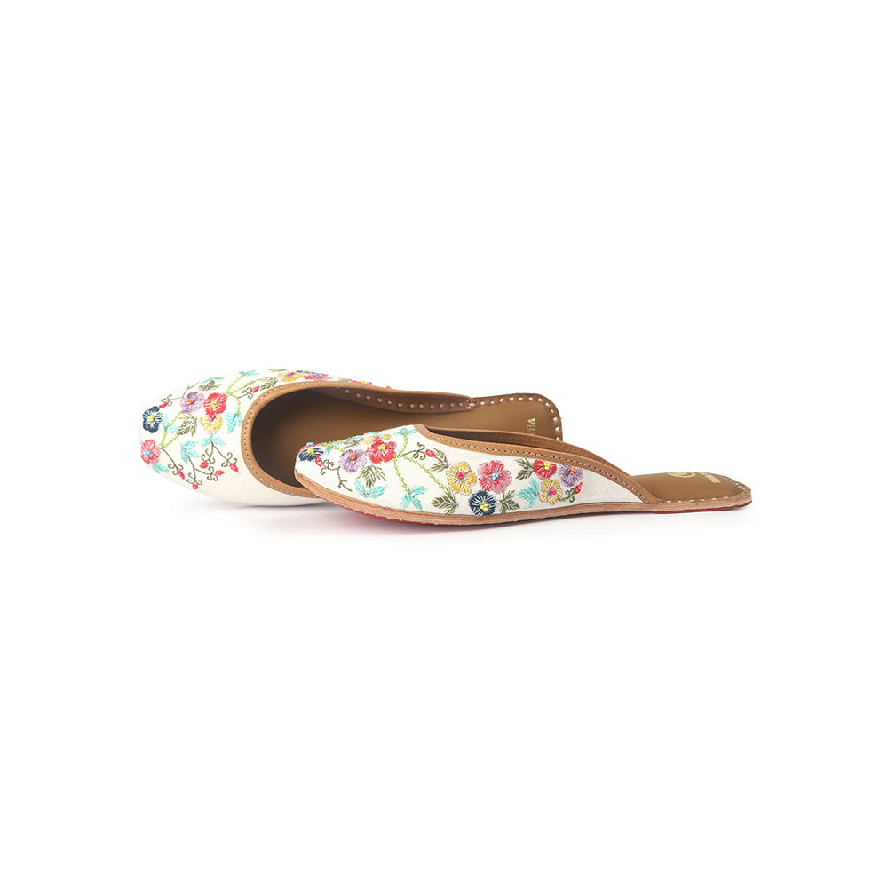 Shilpsutra Women White Amaryllis Mules