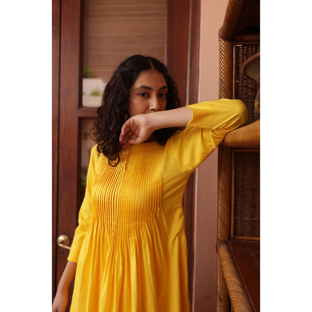 Shibui Santorini Yellow Kurta and Pant (Set of 2)