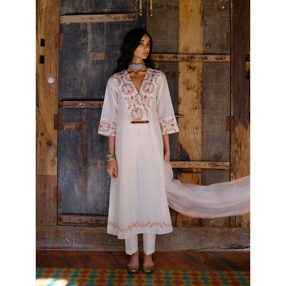 SHIKHA MEHTA Kora Sofia Kurta with Pant and Dupatta (Set of 3)